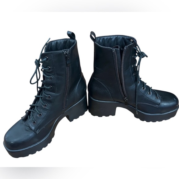 Koi Footwear Black & Gold Astro Star & Moon Chunky Platform Boots Size 7 Goth - Picture 10 of 11